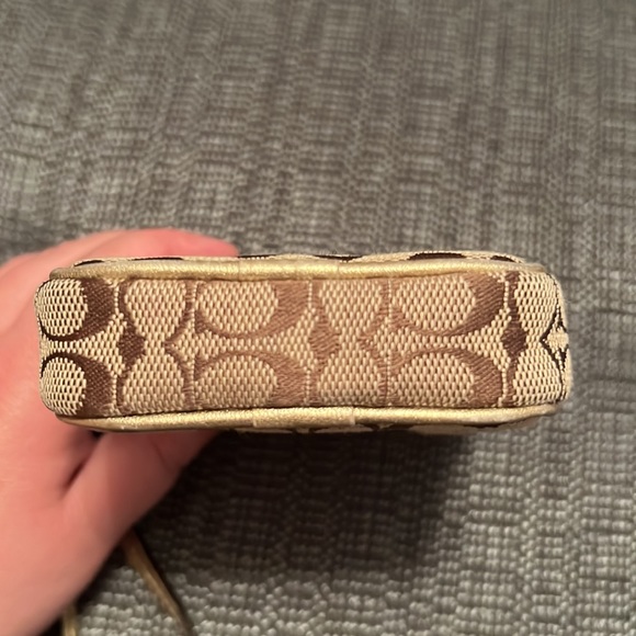 Coach Wristlet - Picture 8 of 9